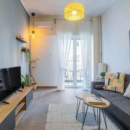 Apartment Charming 1br Retreat In Athens